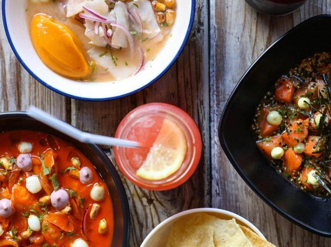 Toma Ya Street Food