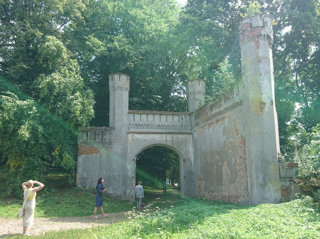 Gerdauen Castle-Zheleznodorozhnyy必去景点