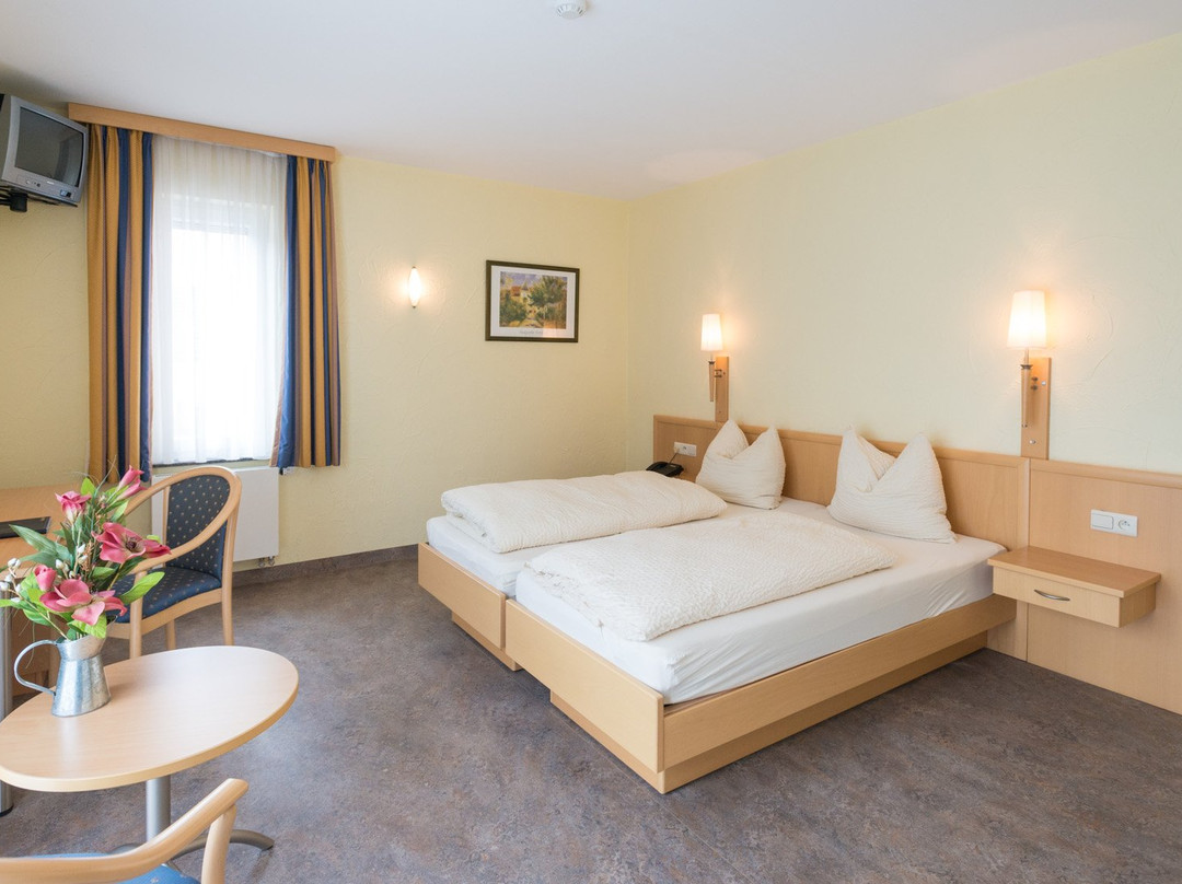 Hotel Burg Hof主图