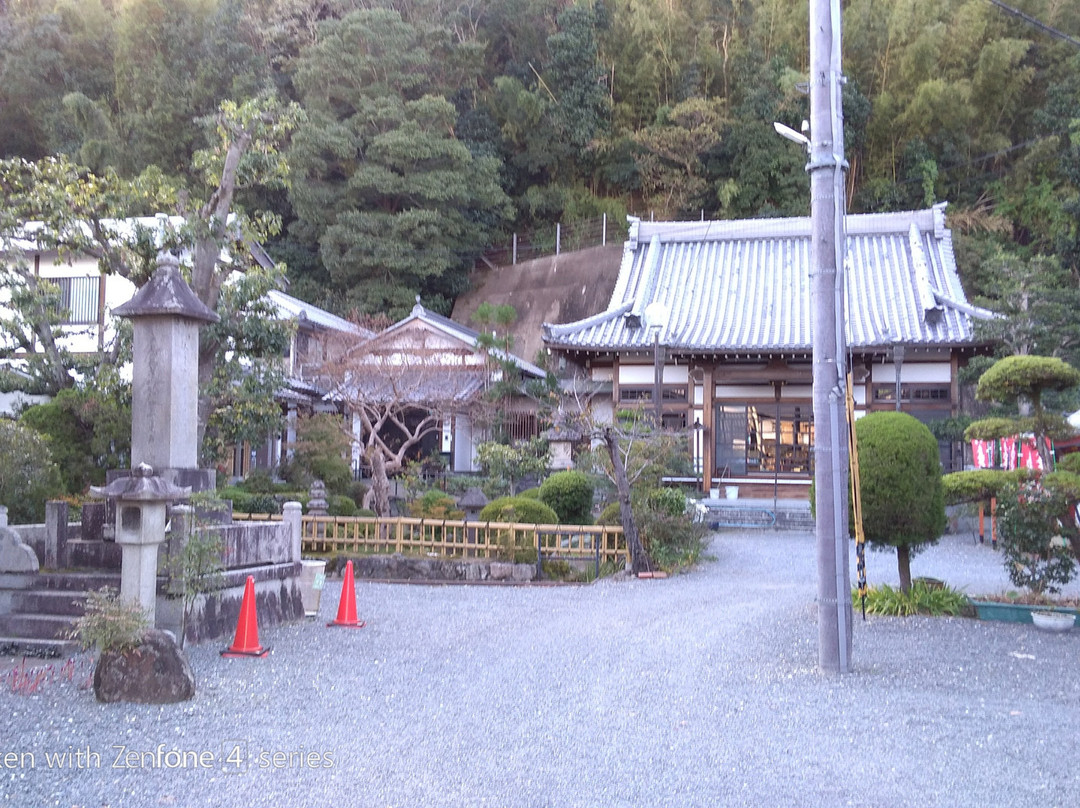 Hommyo-ji Temple