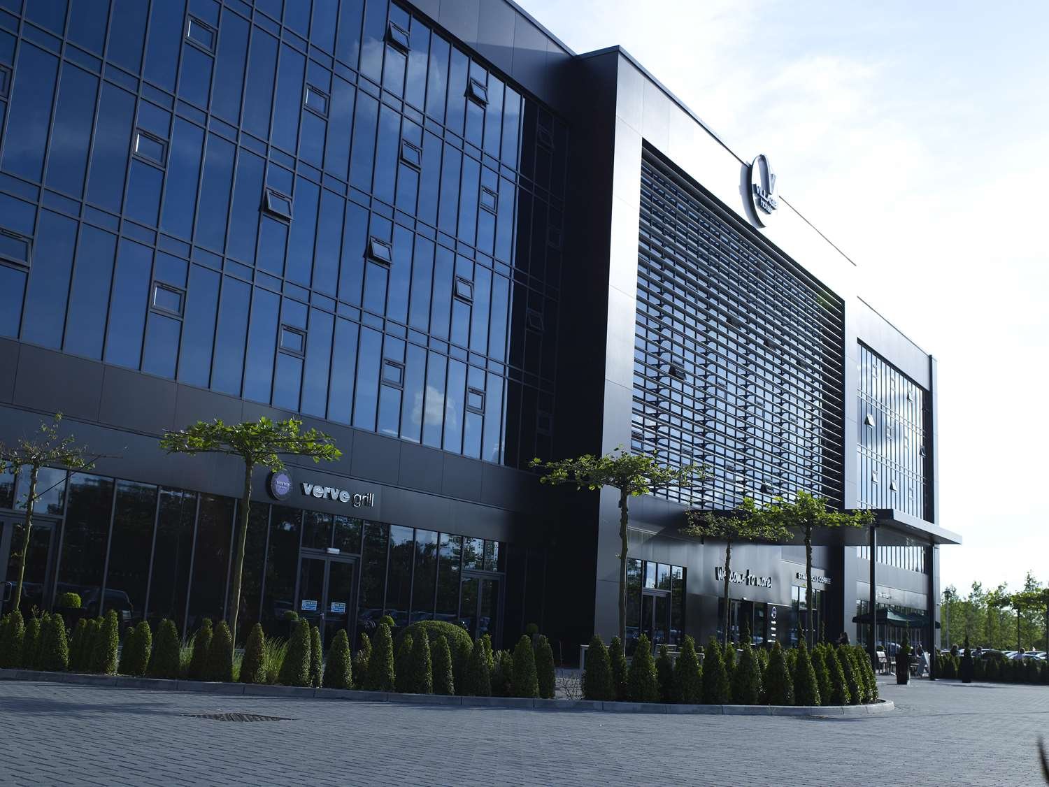 Village Hotel Farnborough-官方