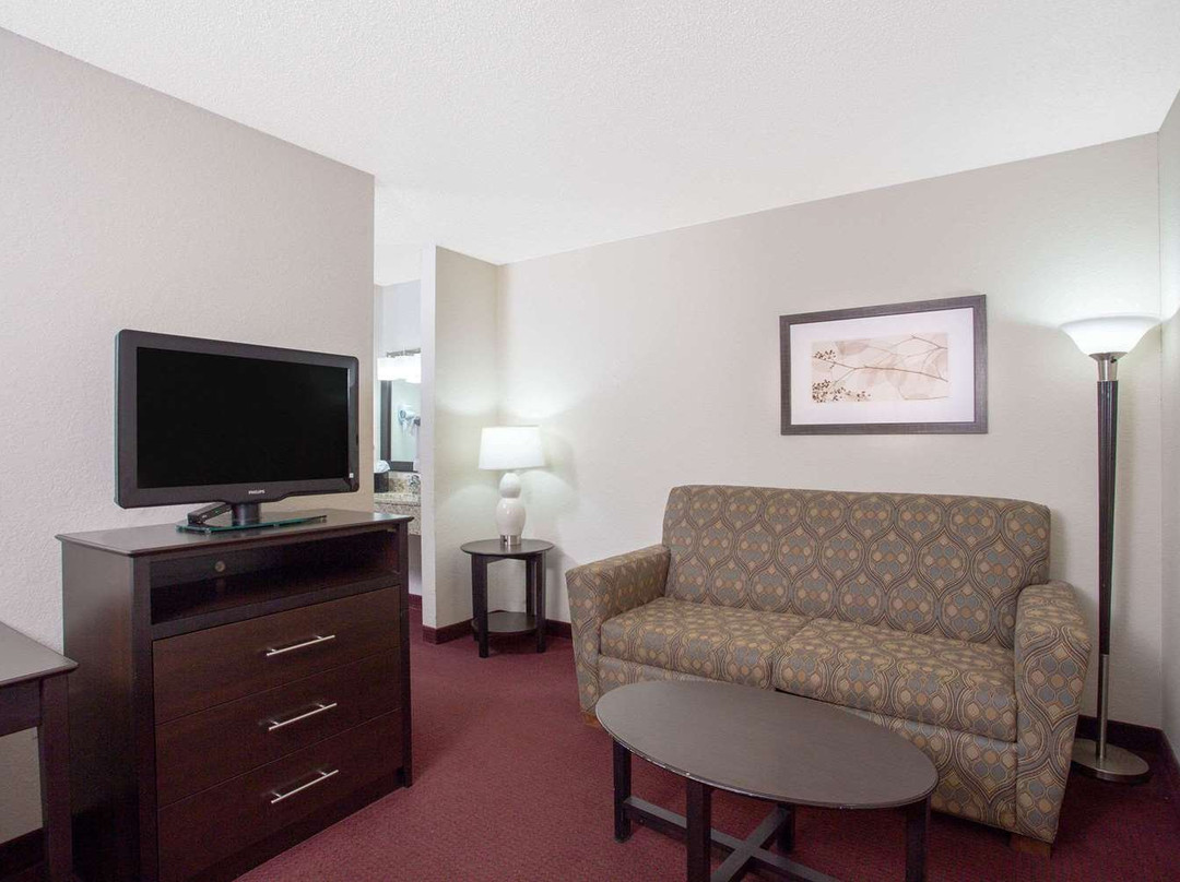 AmericInn by Wyndham Hayward主图