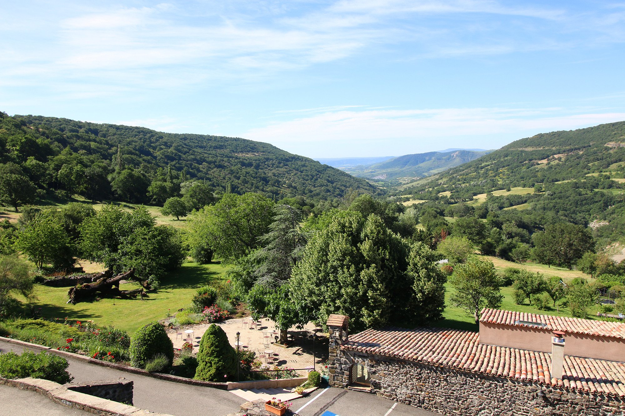Logis Hôtel la Mère Biquette-官方