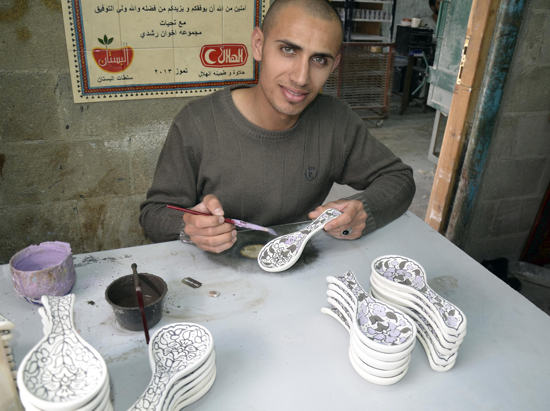 Hebron Glass & Ceramics-Hebron必去景点