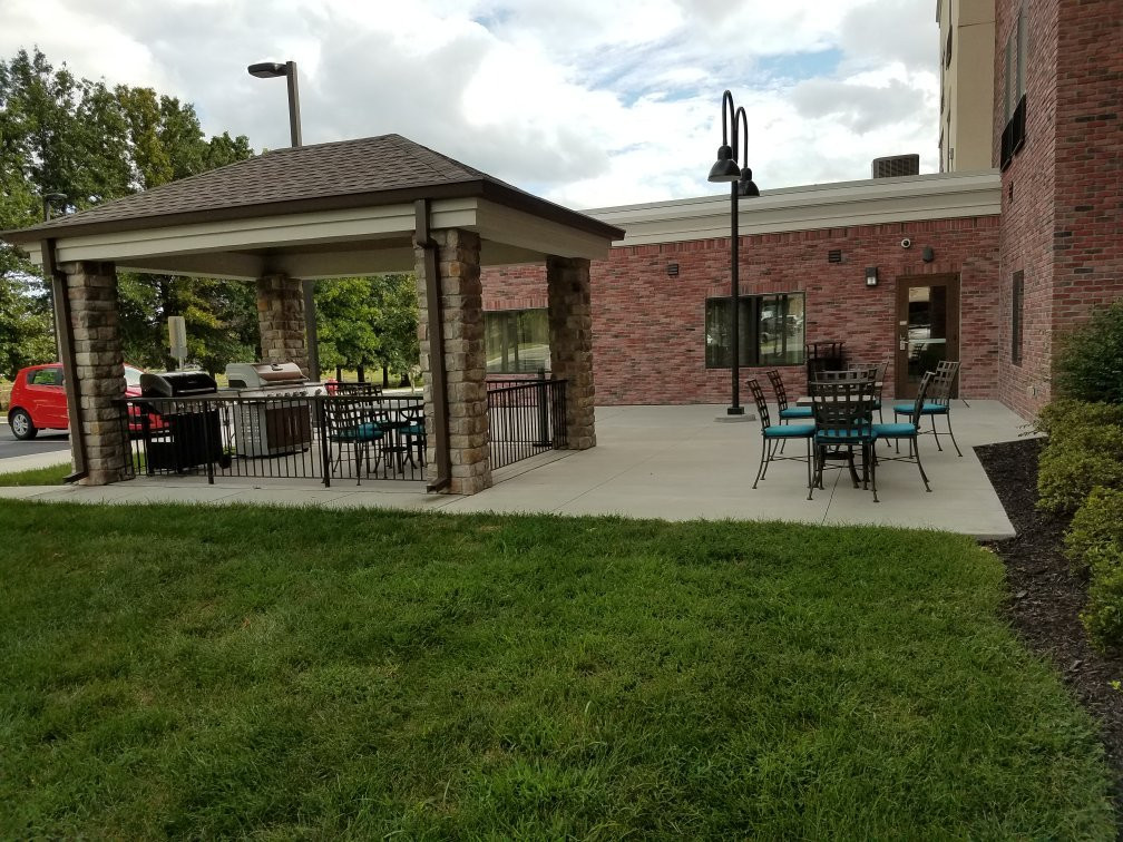 Candlewood Suites Overland Park - W 135th St. by IHG