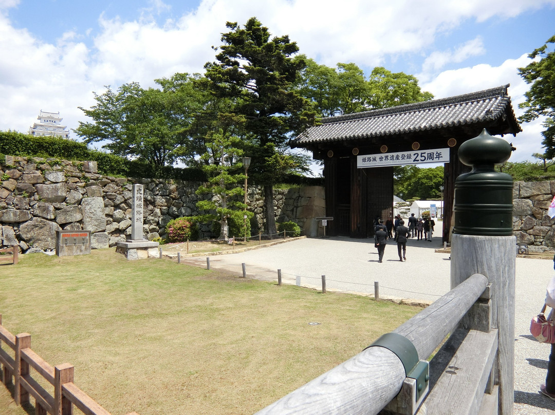 Himeji Castle Otemon Gate景点图片