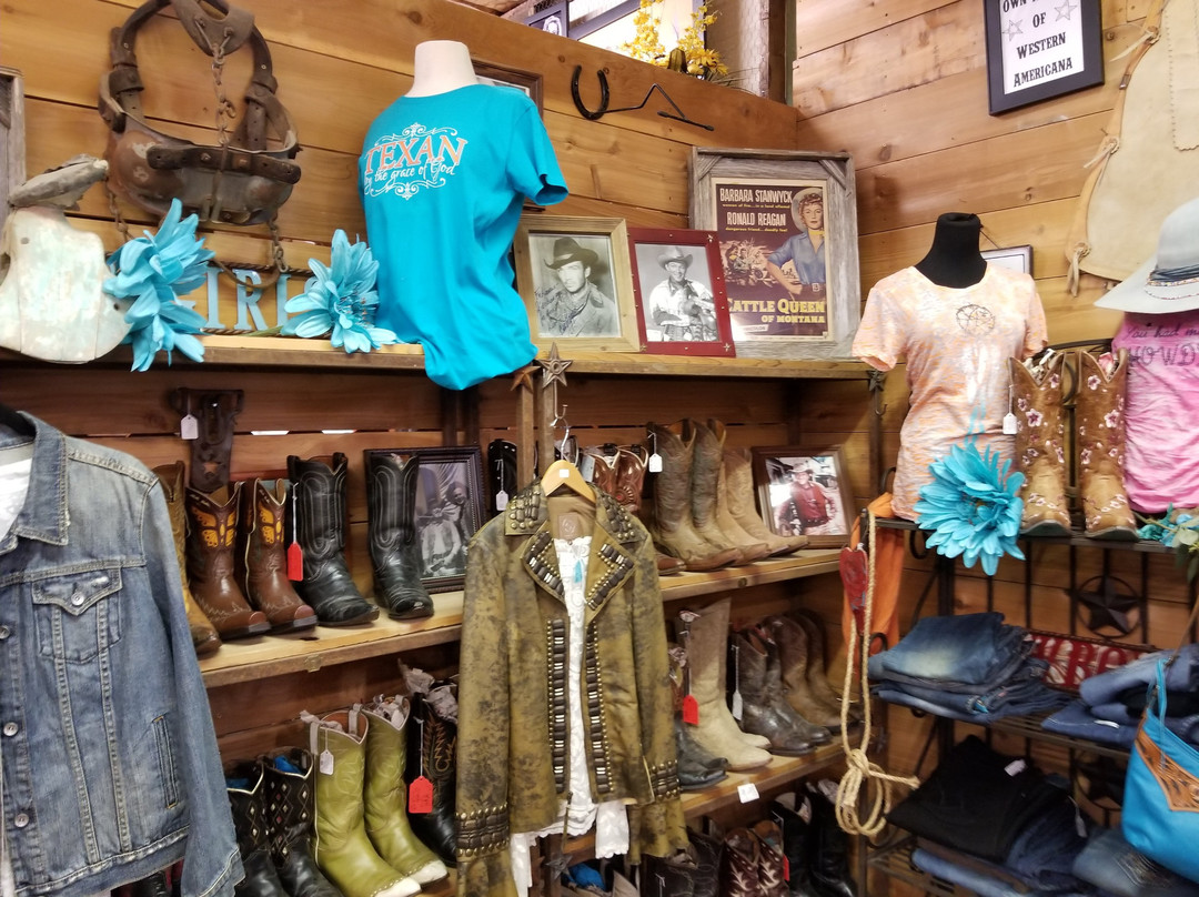 Western Trail Antiques ad Marketplace-Bandera必去景点