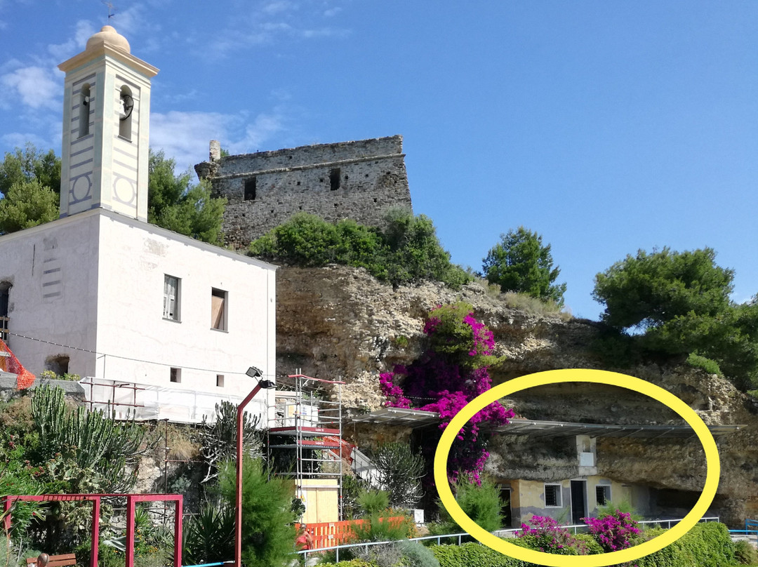 Santuario Grotta Della SS. Annunziata Dell'arma-Bussana必去景点