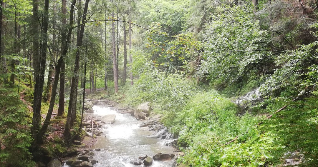 Waterfall Maiden Tears-Yaremche必去景点