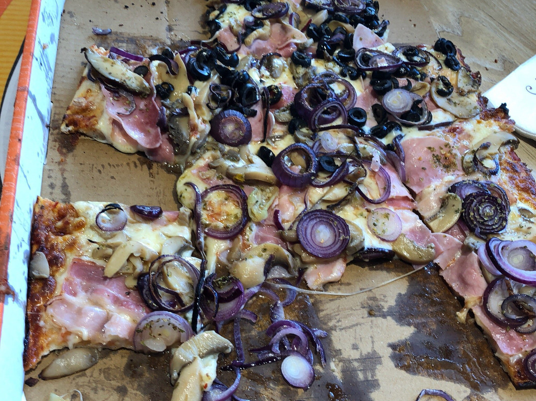 Barnstedt餐馆和美食-Pizza Blizz!