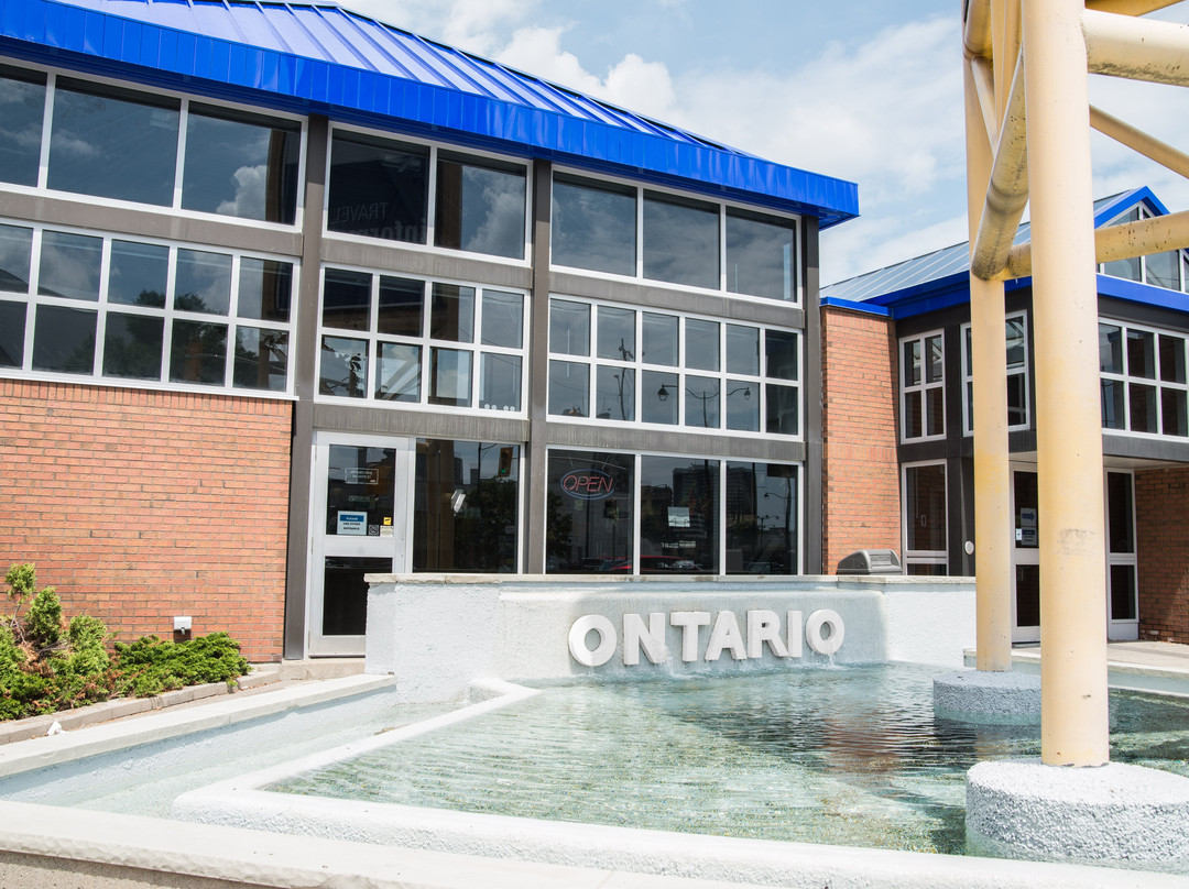 Ontario Travel Information Centre - Windsor-温莎堡必去景点