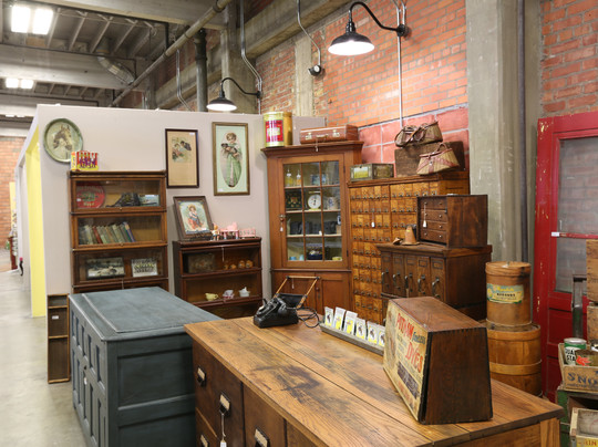 Liberty & Vine Country Store-比灵斯必去景点