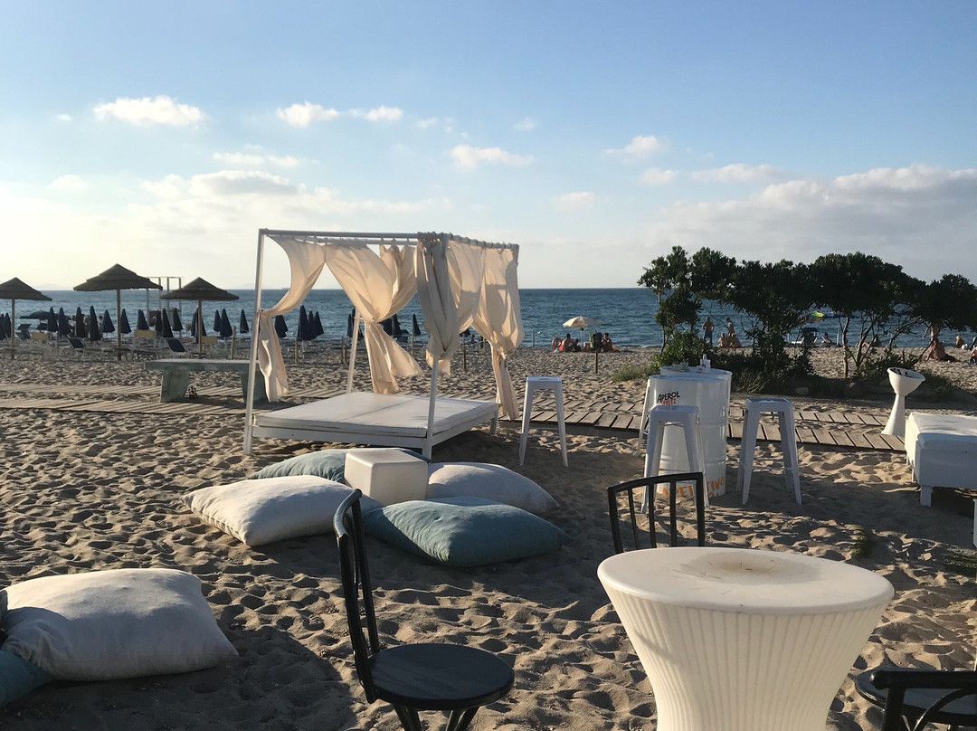 Cafè Set Beach-Platamona必去景点