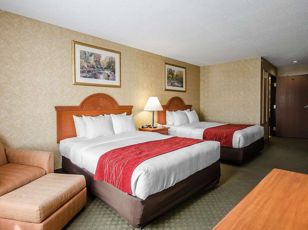 Quality Inn & Suites Rockport - Owensboro North主图