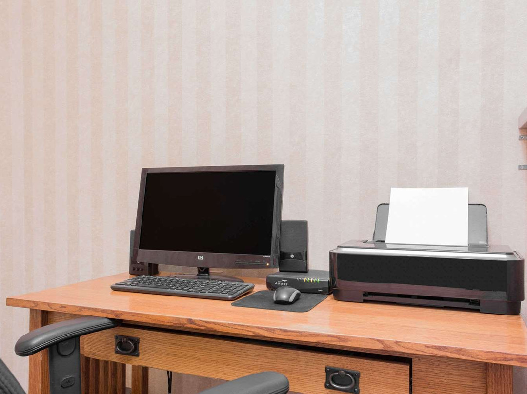 Super 8 by Wyndham Havre主图