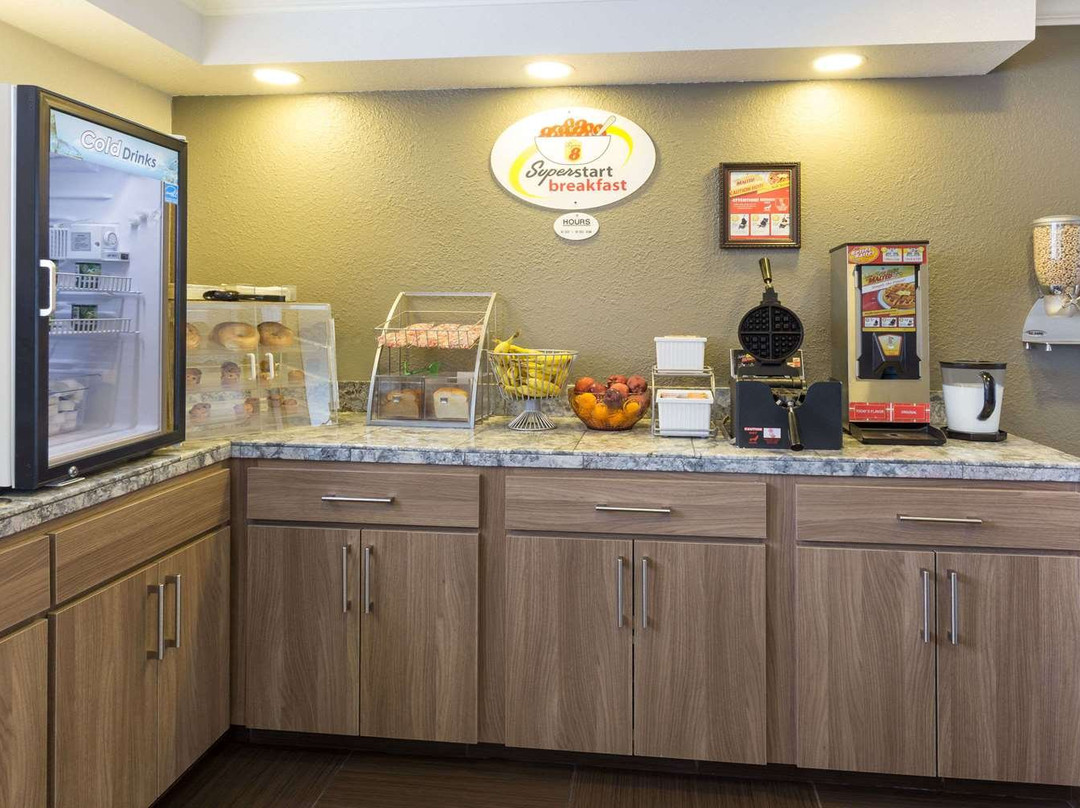 财神速8酒店主图