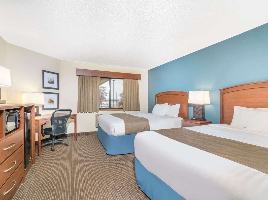 Days Inn & Suites by Wyndham Baxter Brainerd Area主图