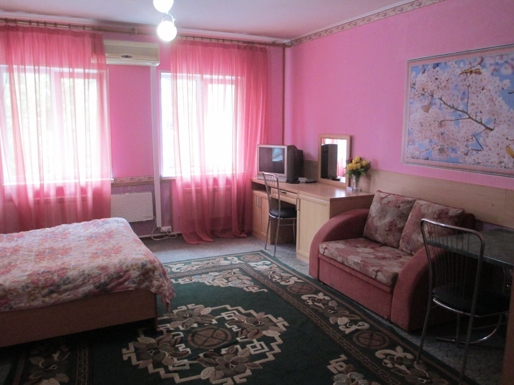 Hotel Udacha-官方
