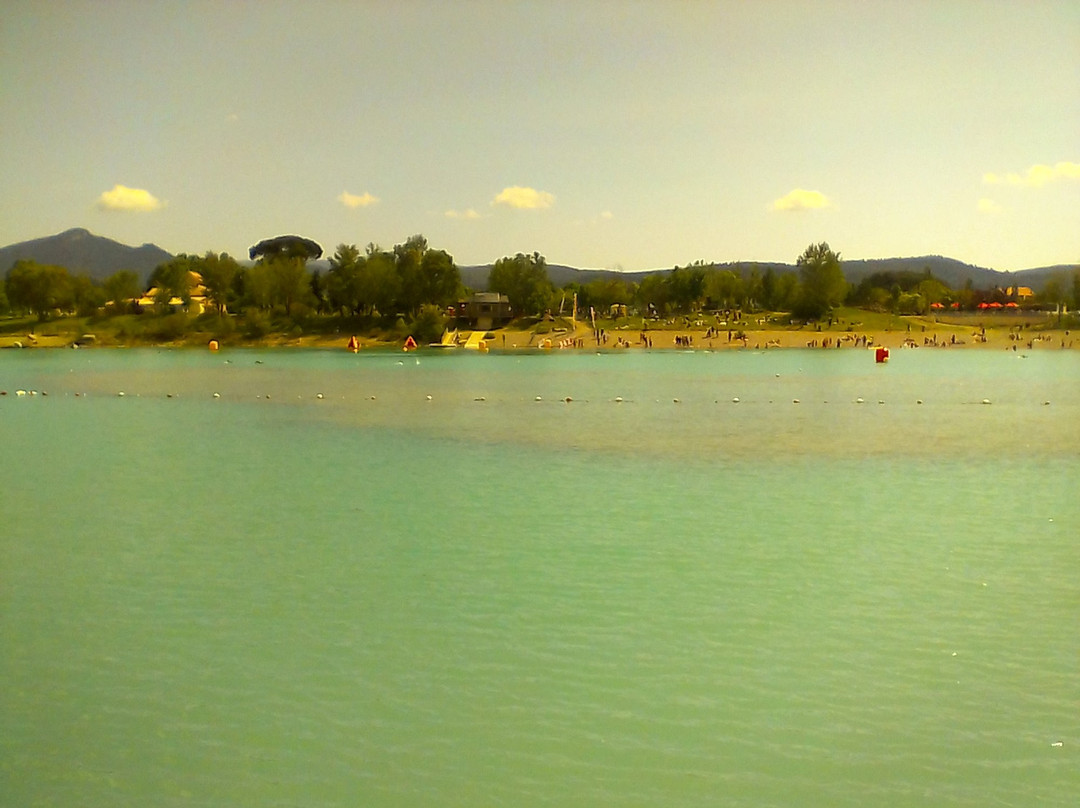 Lac de Peyrolles景点图片