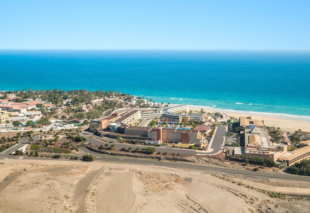 Iberostar Waves Gaviotas Park主图