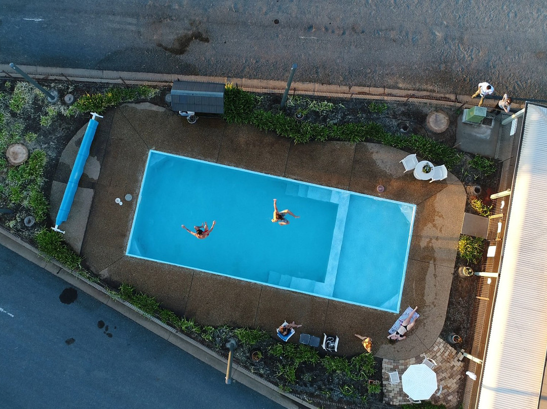 拜歌镇汽车旅馆主图