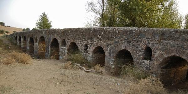 Ponte Romana sobre a ribeira de Odivelas景点图片