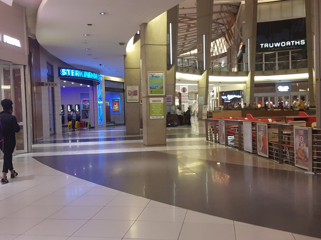 Greenstone Shopping Centre景点图片