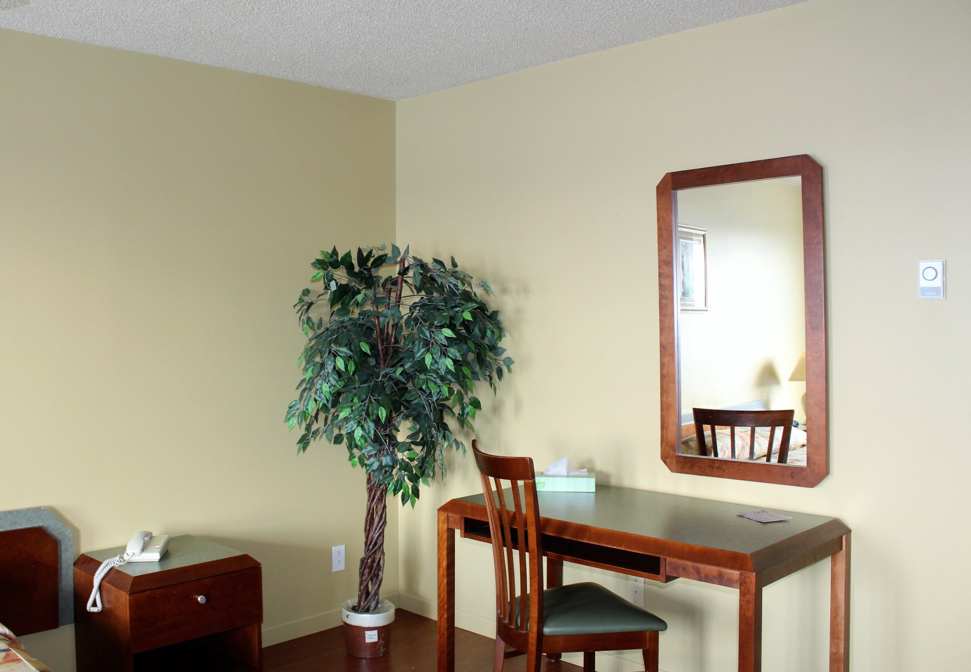 Motel Quatre Saisons-官方