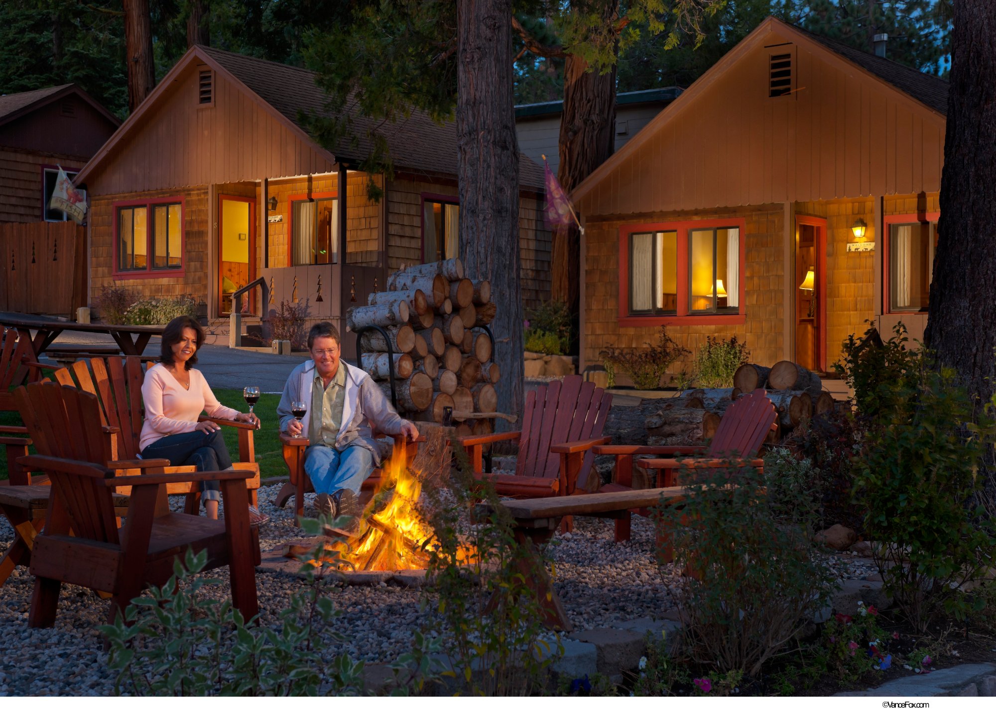 Cedar Glen Lodge-官方