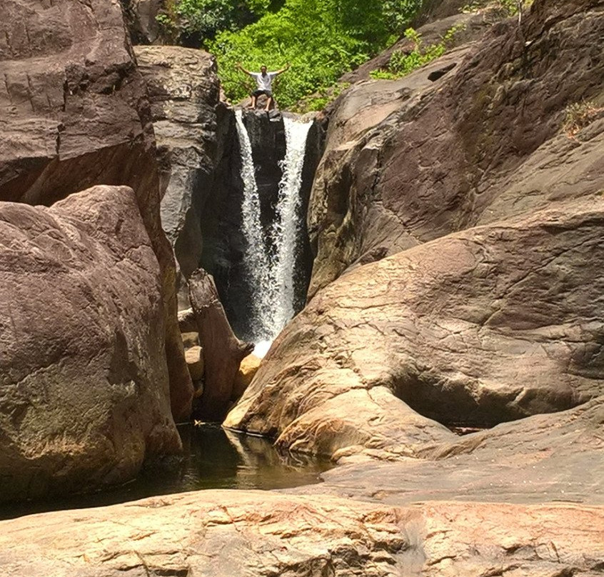 Kaalikesam Waterfalls-肯亚库玛利必去景点