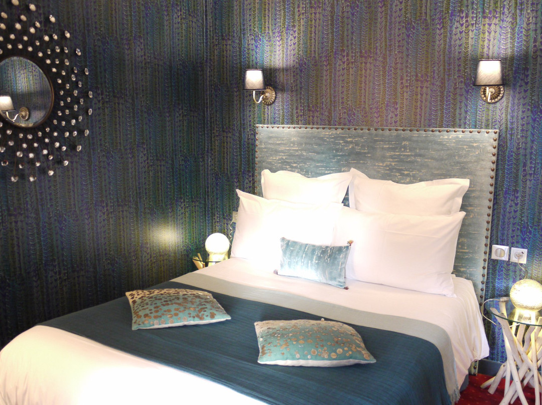 Le Chapeau Rouge主图