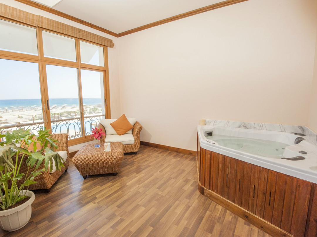 Barnis旅游景点-Planet Spa at Lahami Bay
