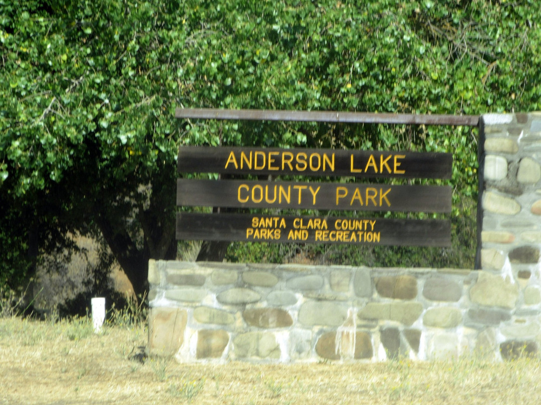 Anderson Lake County Park-圣克拉拉必去景点