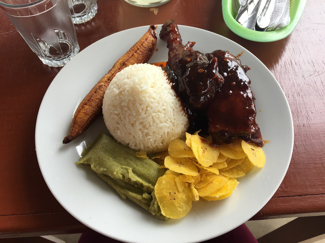 Restaurant Los Algarrobos