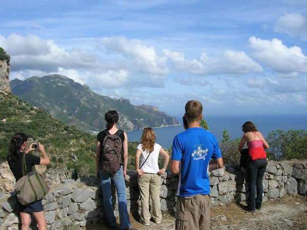 Accademia Leonardo Travels-萨勒诺必去景点
