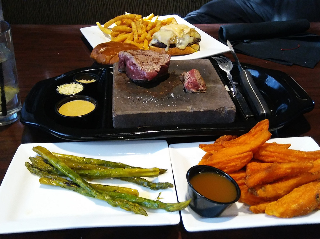 坎顿餐馆和美食-Black Rock Bar & Grill