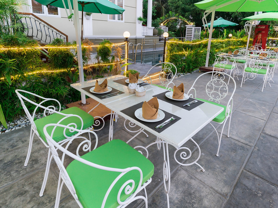 Golden Bell Restaurant & Cooking Class-会安必去景点