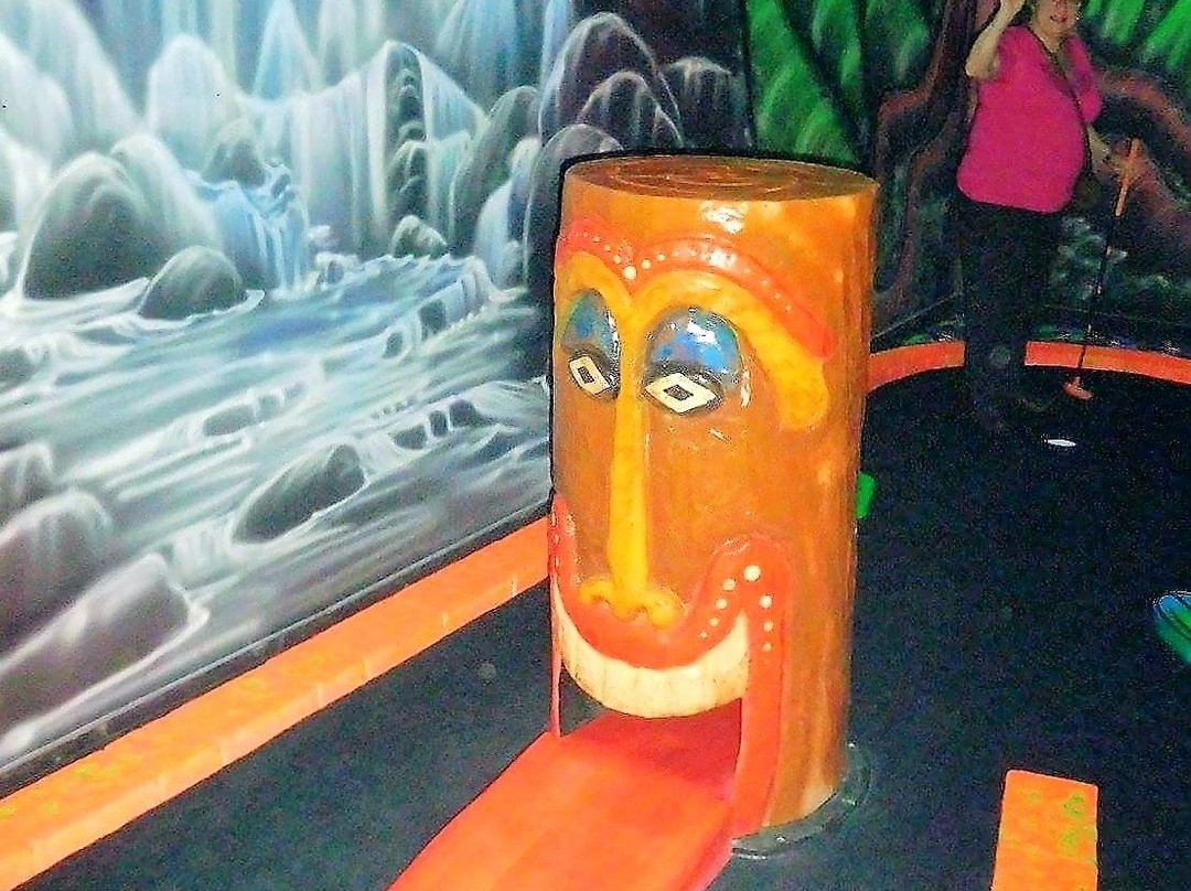 Laser Plus-舍布鲁克必去景点