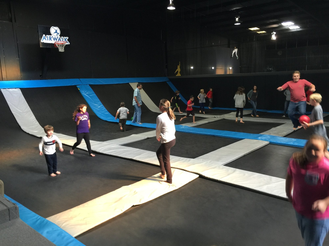 Airwalk Trampoline Arena-伯明翰必去景点