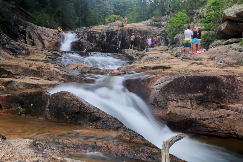 Mumbulla Falls-贝加必去景点