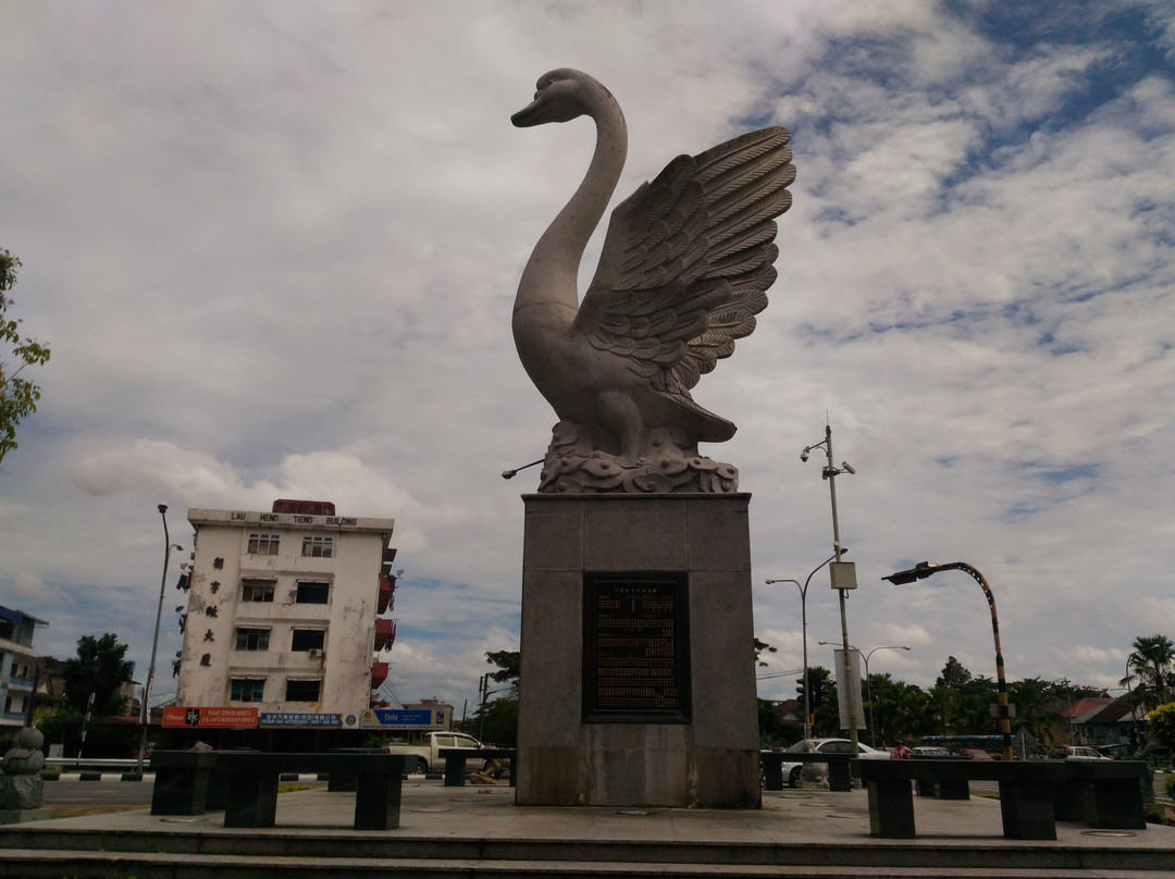 Lin's Swan Garden-诗巫必去景点