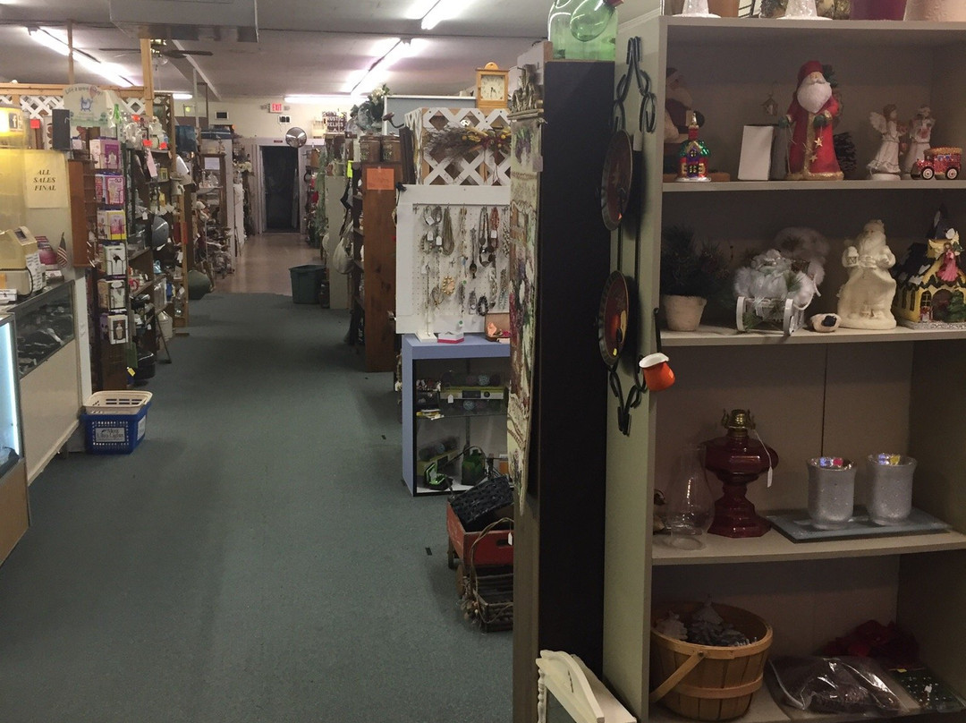 Country Trader Antiques & Collectibles景点图片