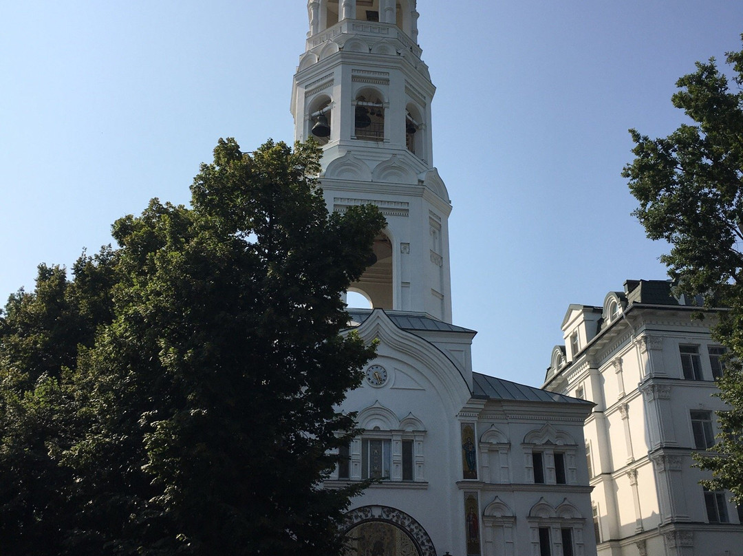 Mizikevicha旅游景点-Holy Dormition Monastery