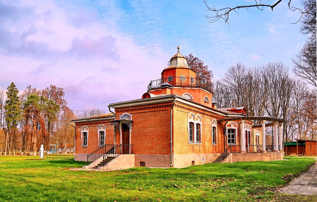 Museum-Estate of Aleksey Tolstoy景点图片