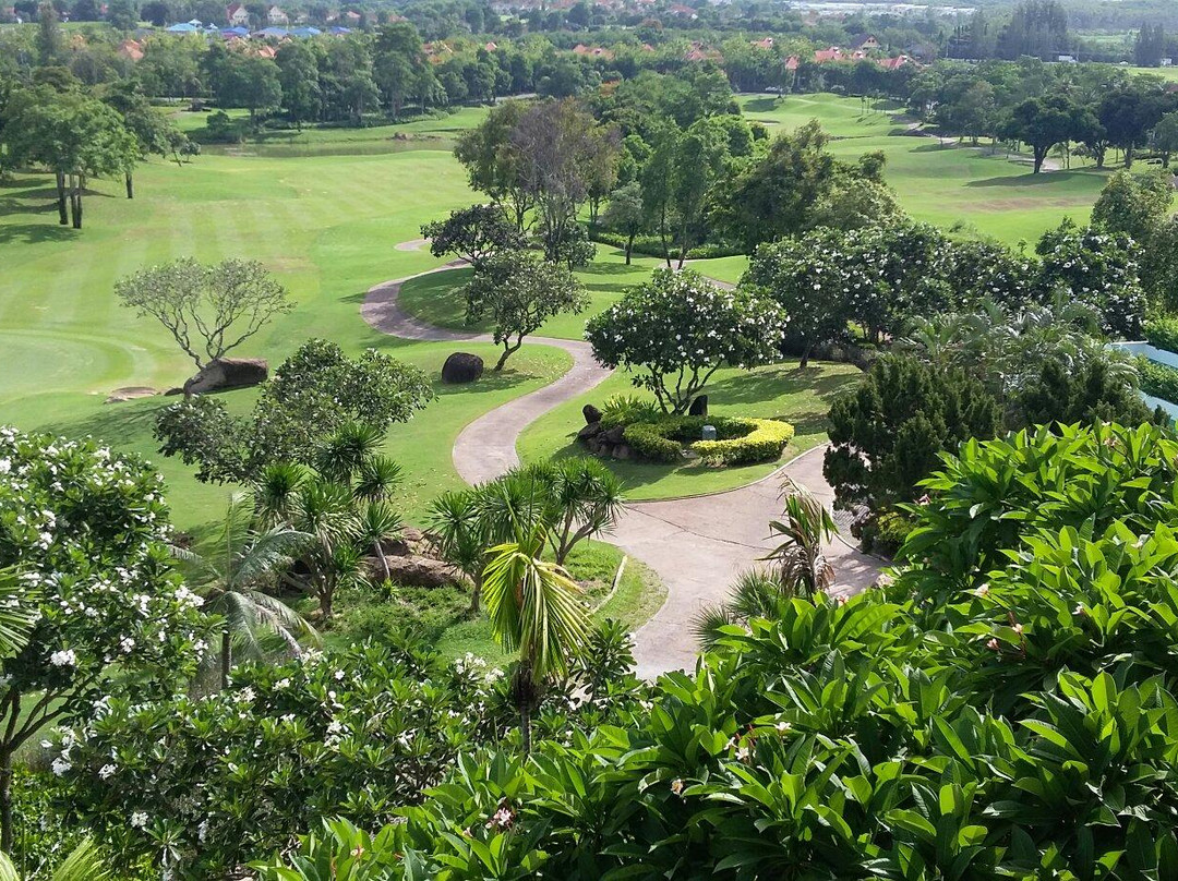 The Golf Lodge Laem Chabang主图