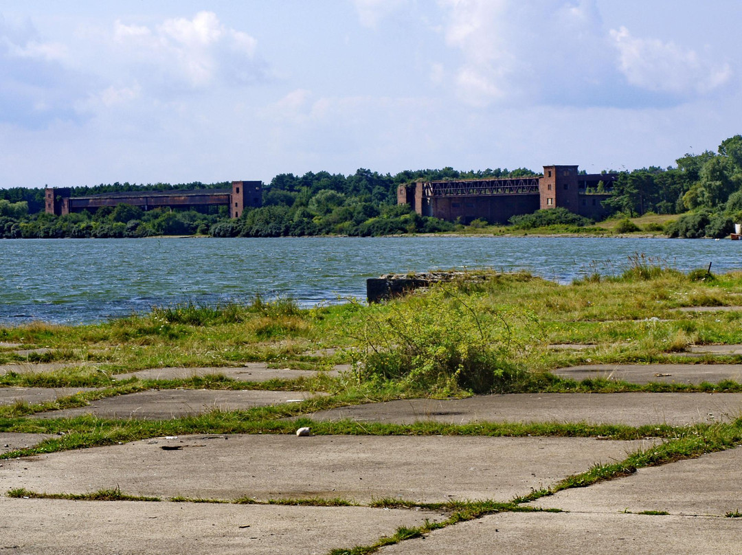 Abandoned Military Aerodrome Neutief景点图片