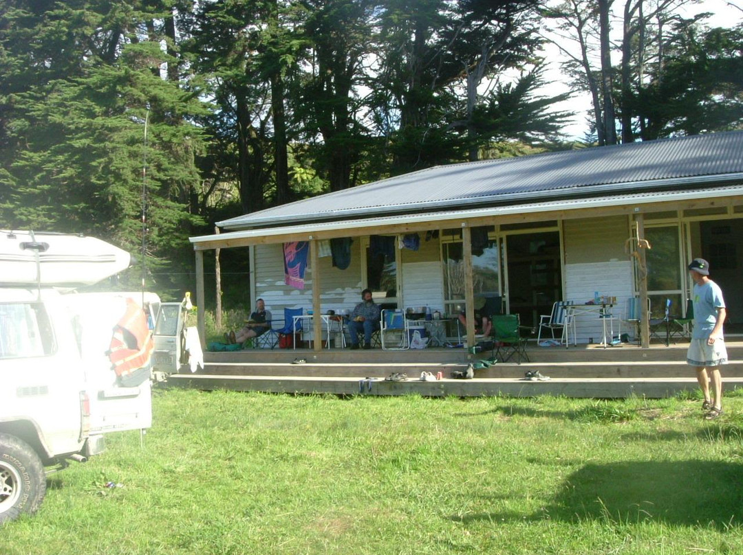 Kahurangi Point Lighthouse景点图片