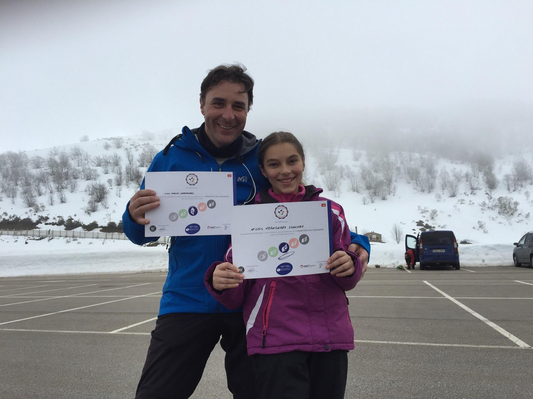 Escuela Espanola de Esqui y Snowboard Fuentes de Invierno-Aller Municipality必去景点