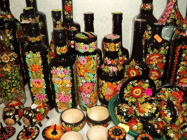 Svitlogirske旅游景点-Crafts Center Petrykivka