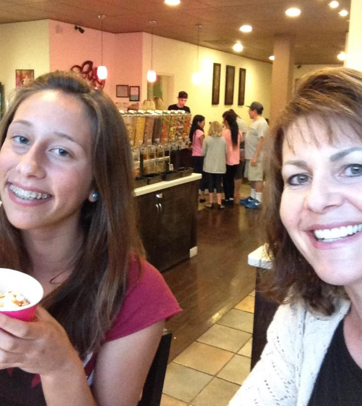 Frenzi Frozen Yogurt